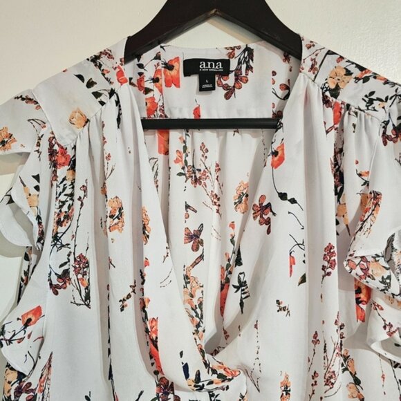 a.n.a. Large White Floral Print Casual V-Neck Pullover Layer Sleeve Top - Picture 7 of 9